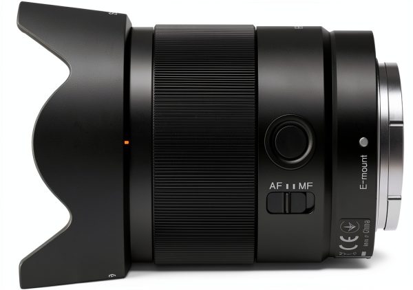 Sony 35mm f1.8 FE Wide Angle Lens for E Mount Cameras-4