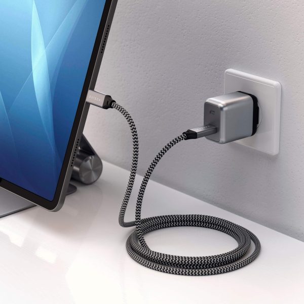 Satechi USB4 Cable 40Gbps Data Transfer 100W PD-4