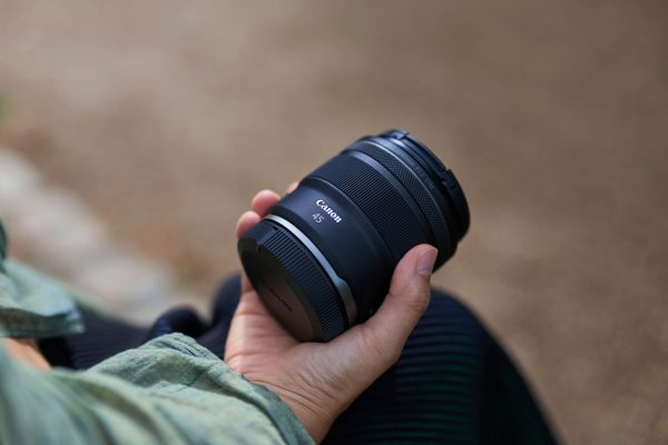 Canon RF45mm F1.2 STM Lens for EOS R Series Cameras-4