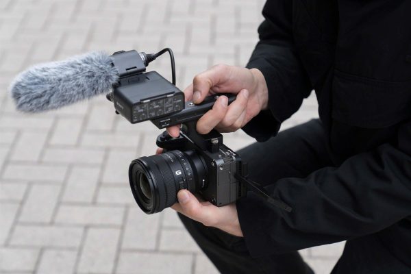Sony Alpha FE PZ 16-35mm F4 G Full Frame Power Zoom Lens-12